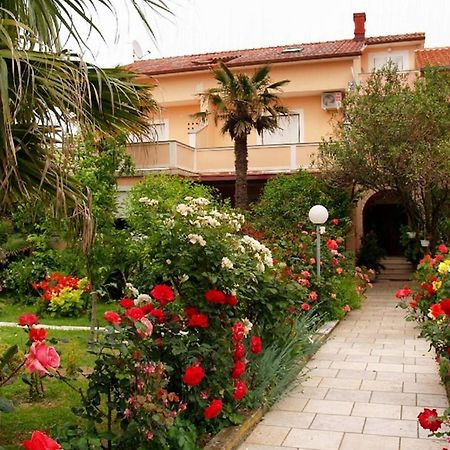 Apartments With A Parking Space Palit, Rab - 5028 מראה חיצוני תמונה